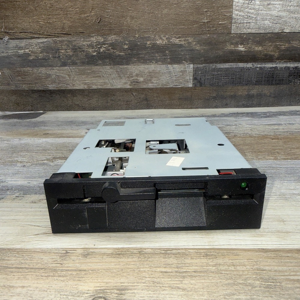 Vintage Newtronics Mitsumi D509V3 5.25" 1.2MB Internal Floppy Disk Drive Black